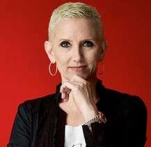 Vickie BEST HandonfaceCropped